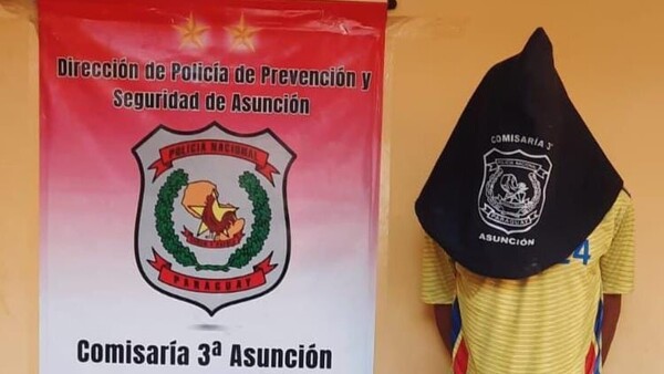Chofer de micro ayudó a atrapar a un motochorro en pleno Mercado 4