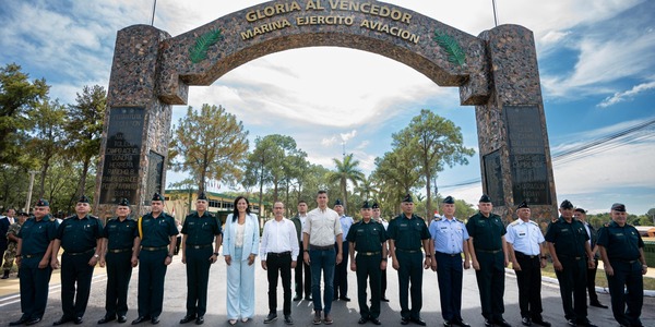 El presidente Peña impulsa una nueva sede modelo para la Academia Militar • PARAGUAY TV
