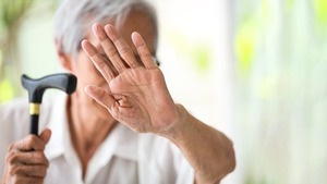 Piden prisión para un hombre que agredió a su abuela de 94 años - 1000 Noticias