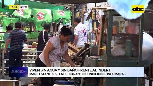 Seis meses de protesta frente al Indert: campesinos no tienen agua ni baños - ABC Noticias - ABC Color