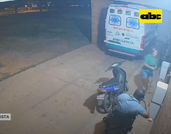 Hombre murió mientras esperaba atención médica en urgencias
