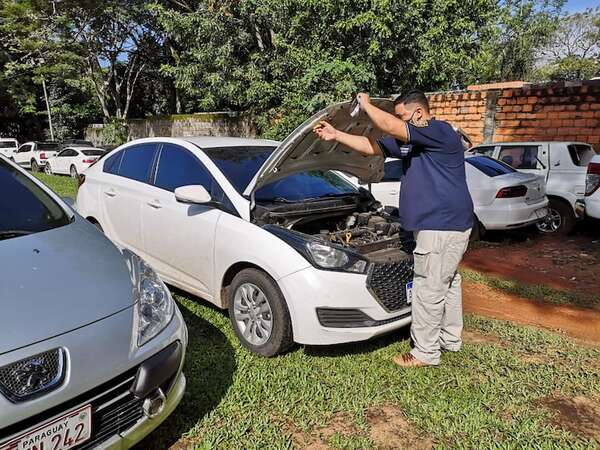 AUDI0: Suba de precios de habilitaciones vehiculares es “intolerable”, dicen municipalidades - A La Gran 7-30 - ABC Color