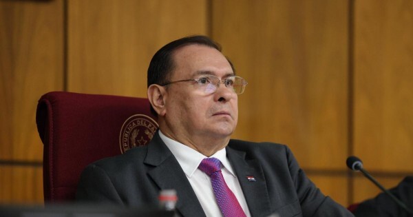Retamozo se inclina por Andrés Báez para competirle a Simbrón en Paraguarí