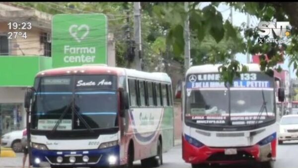 Buses siguen circulando con las puertas abiertas - SNT