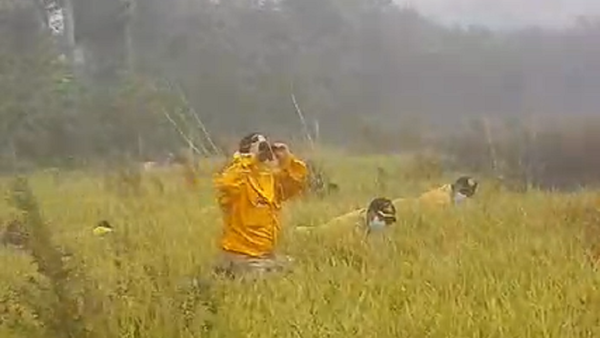Tormenta de humo y hollín: La lucha de los bomberos en Quiindy