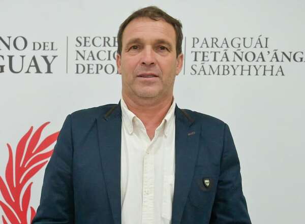 Al Ministro de Deportes: Piden iluminación de canchas - Fútbol - ABC Color