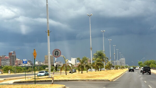 Meteorología pronostica un viernes caluroso, muy húmedo e inestable