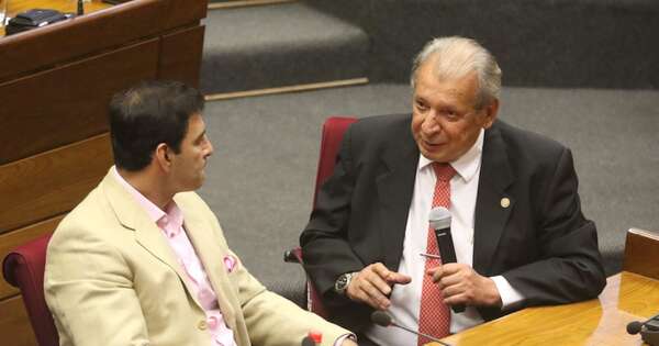 Diario HOY | Si alguien opina distinto, hay crisis, si todos piensan igual, son alineados