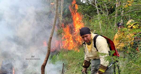 Diario HOY | Bomberos enfrentan incendios sin descanso