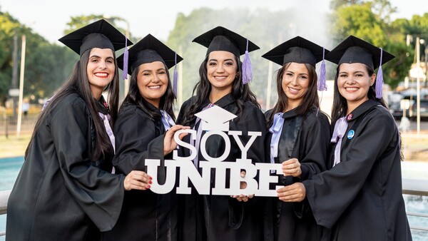 UNIBE: Compromiso con la formación de los educadores del futuro