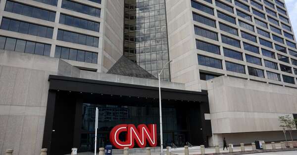 La Nación / CNN anuncia 200 despidos para reforzar su servicio de streaming