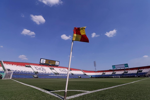 ¡Vuelve la pasión del fútbol! Con dos juegos, arranca el Apertura - trece
