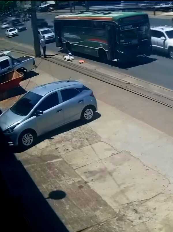 Policía estaría cerca de capturar a ladrón que produjo fatal caída de colectivo - Portal Digital Cáritas Universidad Católica