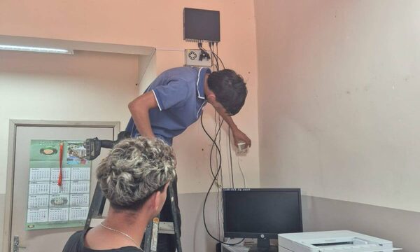 Instalan cámaras de seguridad en Urgencias del hospital distrital de Franco