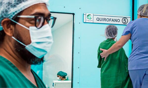 Salvan a niño que accidentalmente tragó una pila