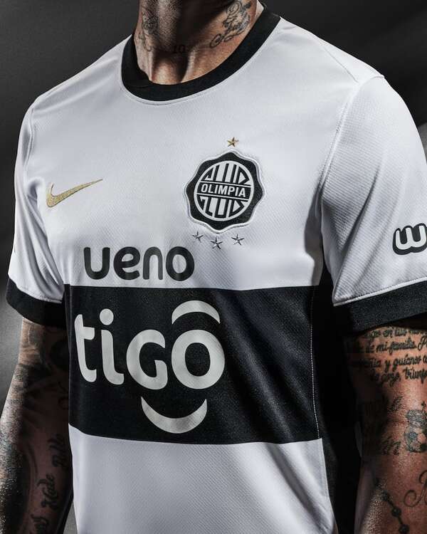 Olimpia presenta su nueva casaca - Fútbol - ABC Color