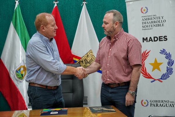 Firmaron Convenio Marco de Cooperación entre MADES y la Gobernación de Itapúa