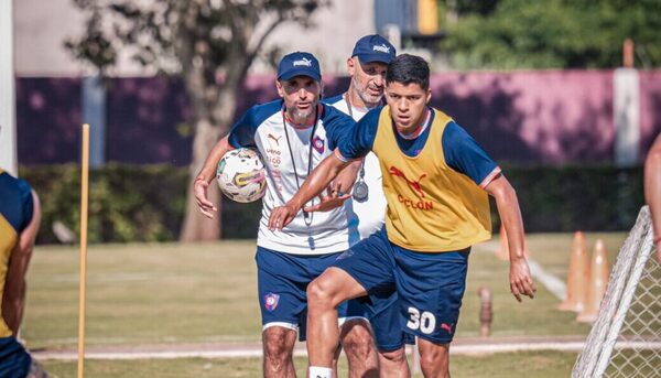 Versus / "Gatito" Fernández destacó una de las virtudes del entrenador de Cerro Porteño