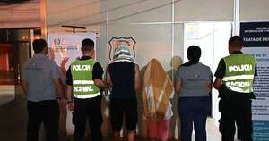 La Nación / Detienen a una pareja de colombianos por intentar trasladar sin autorización a una adolescente