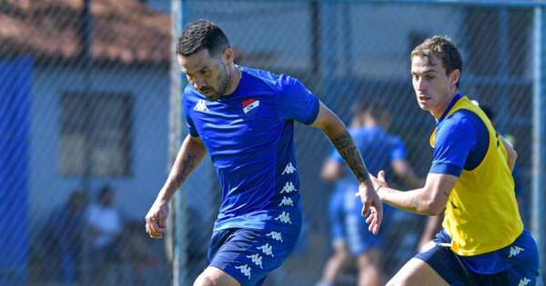 La Nación / El torneo arranca con 128 fichajes en clubes