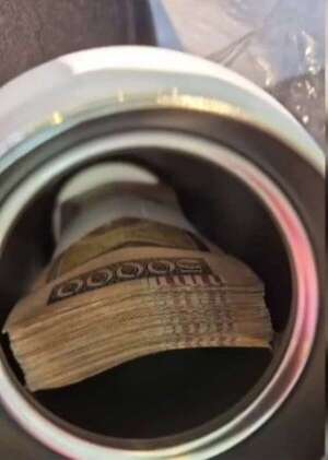 Dirigente colorado confirma entrega de termos con dinero en Mburuvicha Róga - Política - ABC Color