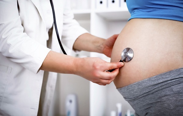 Inusual denuncia de supuesto robo de gemelos en Clínicas