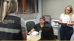 Colombianos detenidos por intento de traslado irregular de menor - SNT