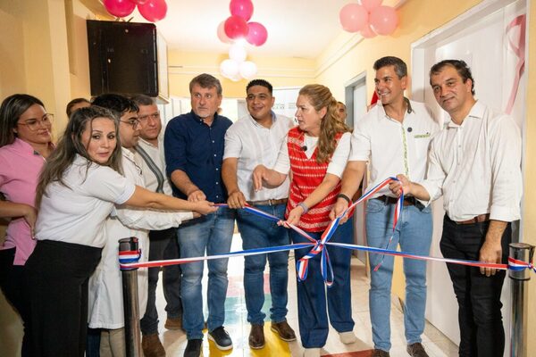 Peña anuncia US$ 10 millones para renovar 10 hospitales en Cordillera - ADN Digital