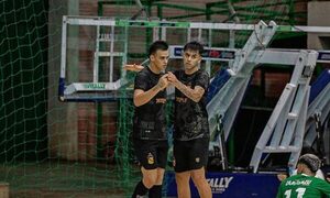 Paranaense golea en la revancha