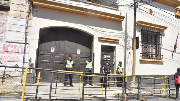 "Frenan elecciones de Caja Municipal y quieren intervenir para asegurar a un cartista" - 1000 Noticias