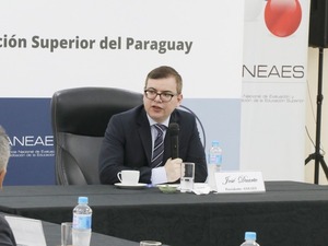 “El sistema educativo debe estar alineado con las necesidades del país”, señaló el titular de la ANEAES - El Trueno