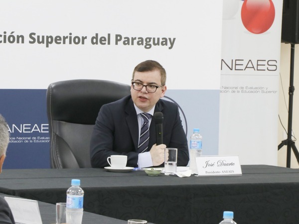 “El sistema educativo debe estar alineado con las necesidades del país”, señaló el titular de la ANEAES - El Trueno