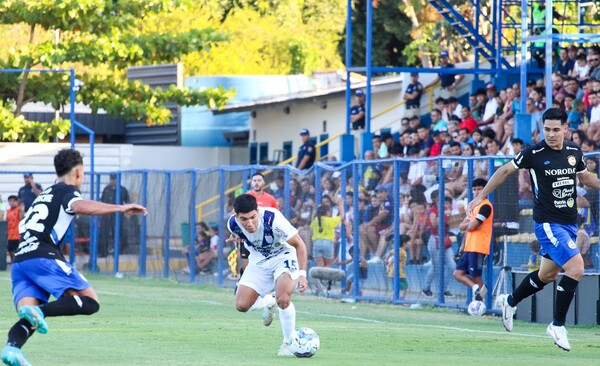 Ameliano batió a domicilio a Trinidense en el arranque