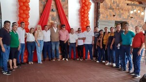 Arnoldo Wiens siente pena por Santiago Peña y asegura que la gente está harta de la situación actual