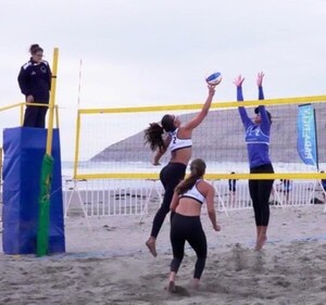 Fiorella Nuñez y Laura Ovelar son semifinalistas en Comodoro Rivadavia