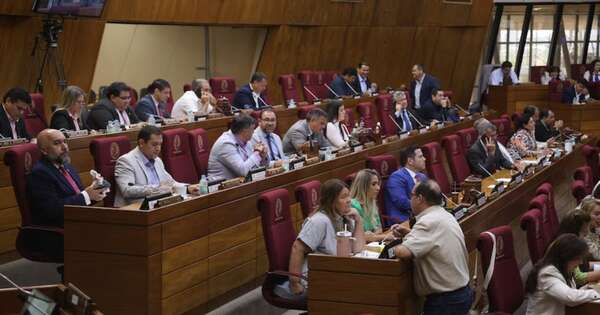 La Nación / Latorre podría ser reelecto al frente de la Cámara Baja