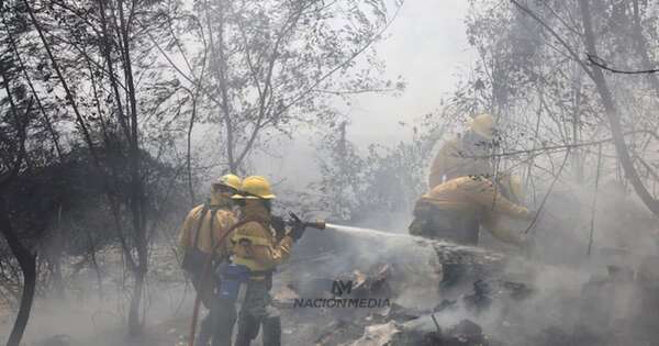 La Nación / Bomberos atienden hasta 40 incendios
