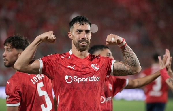 Gabriel Ávalos anota dos goles para la victoria de Independiente