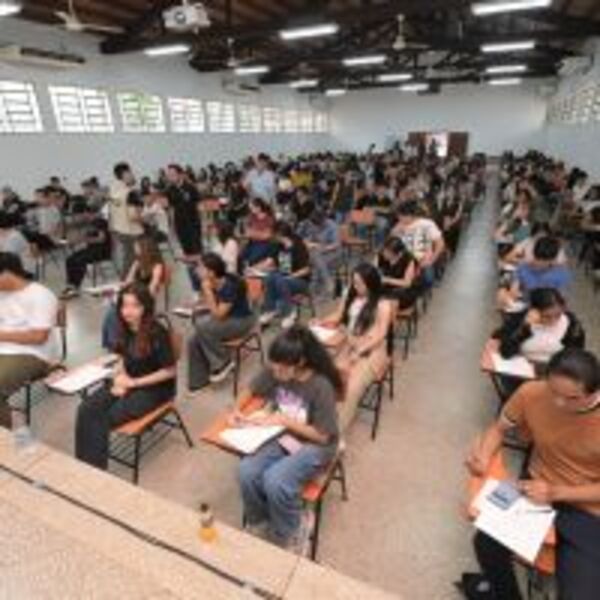 Jóvenes de todo el país accederán a 5000 becas del Gobierno del Paraguay :: Presidencia de la República del Paraguay