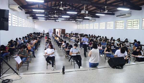 Polémica en pruebas para las Becas de Gobierno: filtración y aclaración del MEC - Nacionales - ABC Color