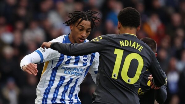Diego Gómez no suma minutos en la derrota del Brighton