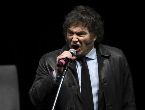 Argentina: Milei plantea eliminar figura de feminicidio del Código Penal - Unicanal
