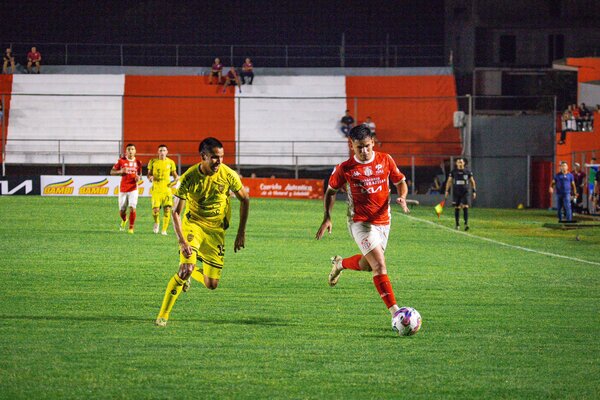 Agónico empate de Recoleta en su visita a General Caballero JLM - 1000 Noticias