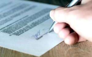 La falsificación de documentos sociales - Económico - ABC Color