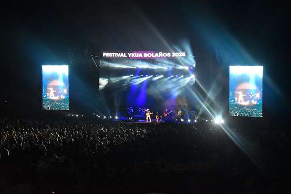 El Festival del Ykua Bolaños 2025 reúne a 15.000 personas en una noche inolvidable - Música - ABC Color