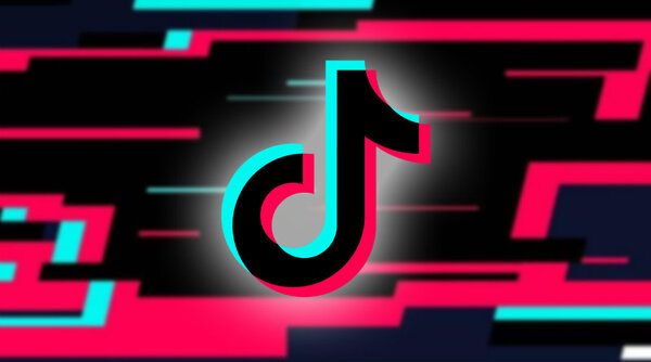 Familias francesas demandan a TikTok tras el aumento de los suicidios adolescentes asociados al consumo de contenido dañino