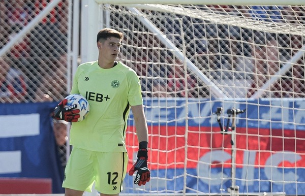Calificación casi perfecta de Orlando Gill en su debut con San Lorenzo