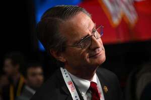 Congresista republicano estadounidense dice que hay extraterrestres bajo el mar - Ciencia - ABC Color