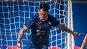 Cerro Porteño confirma renovación de contrato con tres futbolistas
