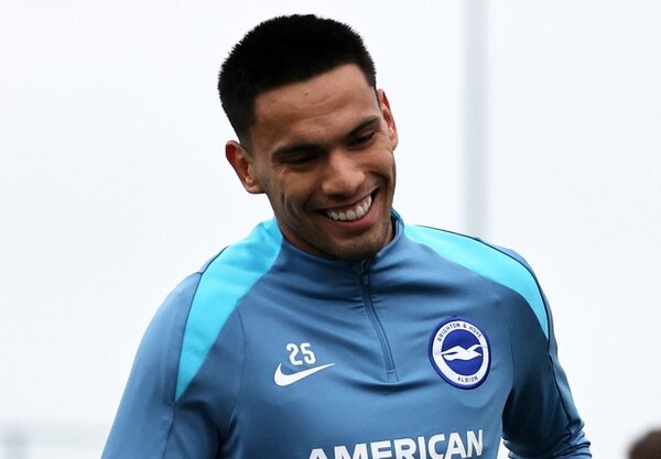Versus / Diego Gómez va a la Sub 21 del Brighton para sumar minutos